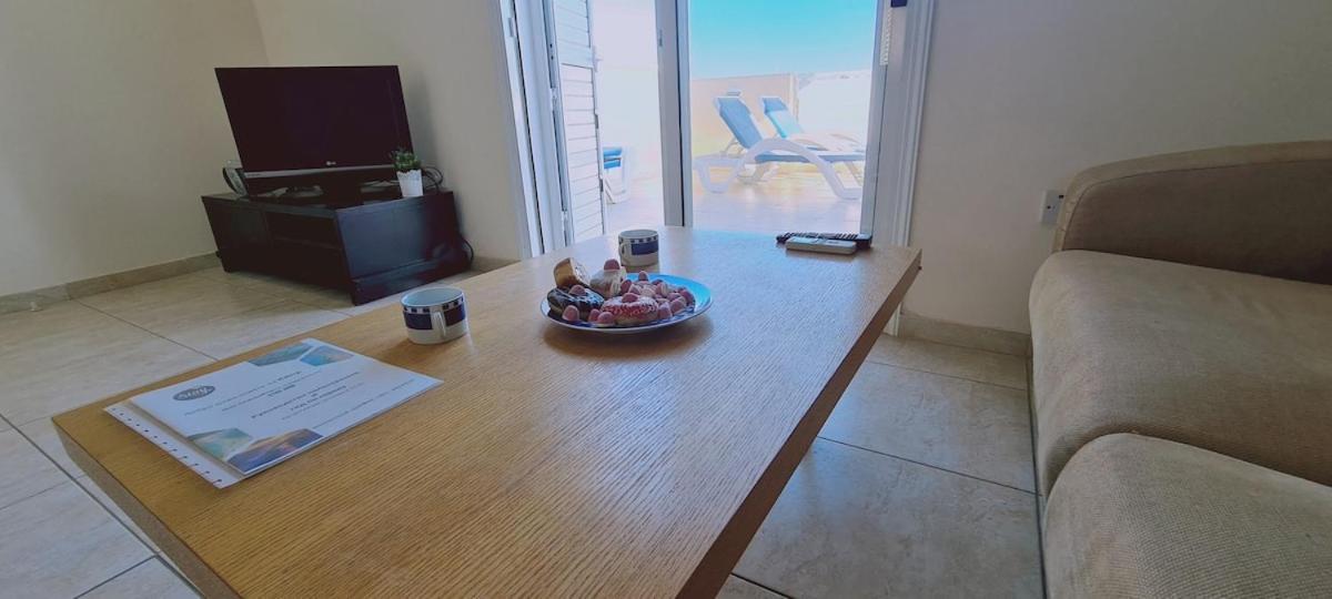 Stay Sunshine Apartment Paralimni Exterior photo
