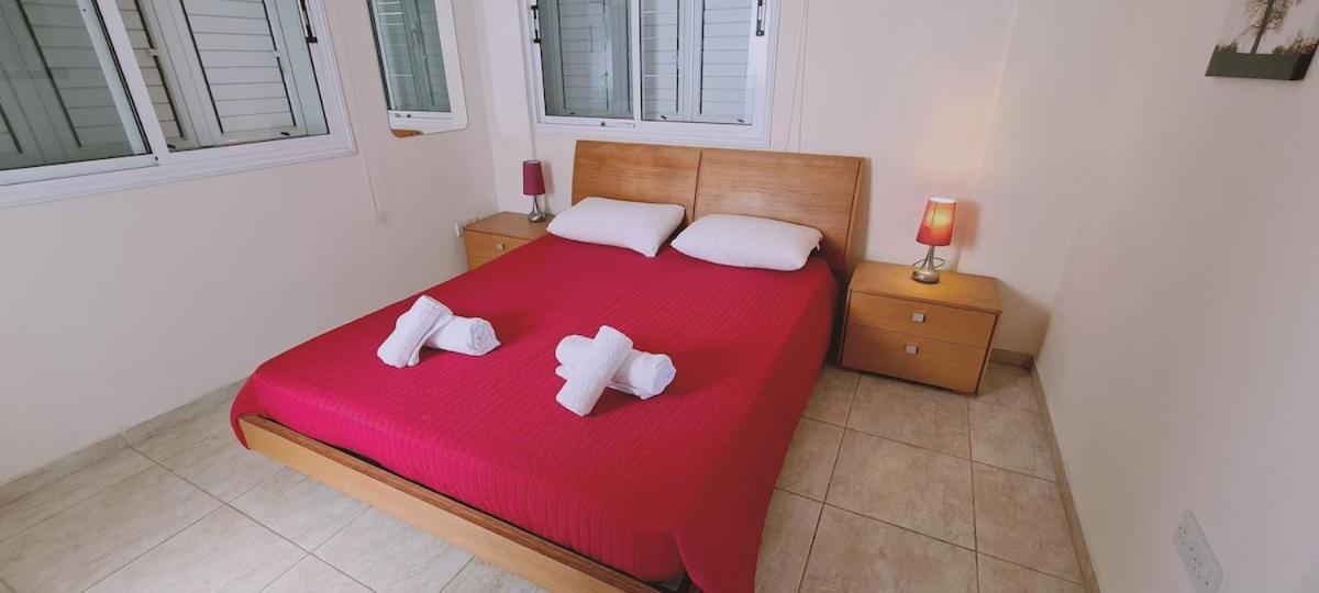 Stay Sunshine Apartment Paralimni Exterior photo